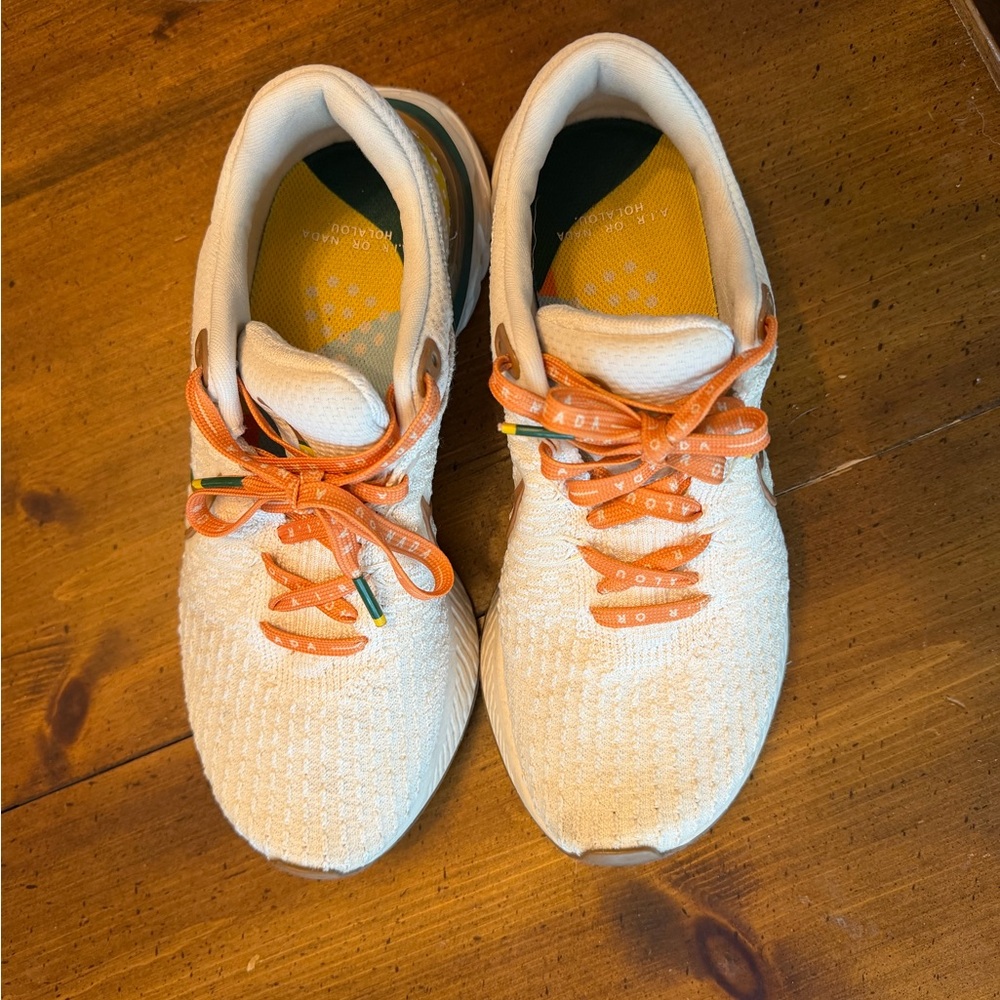 Nike Infinity Run Air Hola Lou